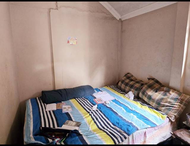 2 BEDROOM COMPLEX FOR SALE IN SARNIA